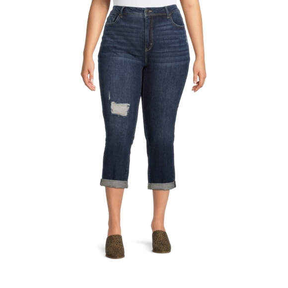 Terra & Sky Women's Plus Size Distressed Slim Boyfriend Jean Capri - Picture 2 of 6